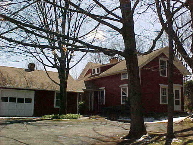 Building photograph for 128 MAIN STREET